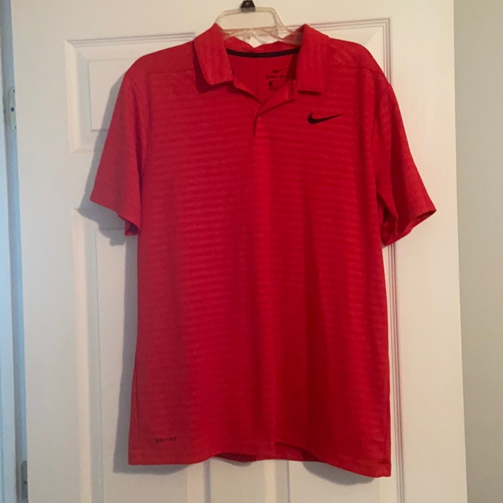 Nike men’s red Dri-fit shirt sleeve polo
